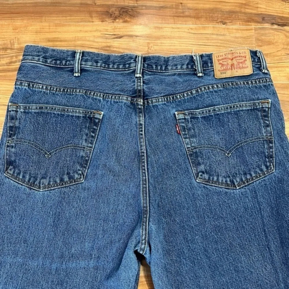Levi's‎ 550 men's 44x30 jeans W 44 L 30 dark denim blue pockets red tag Work